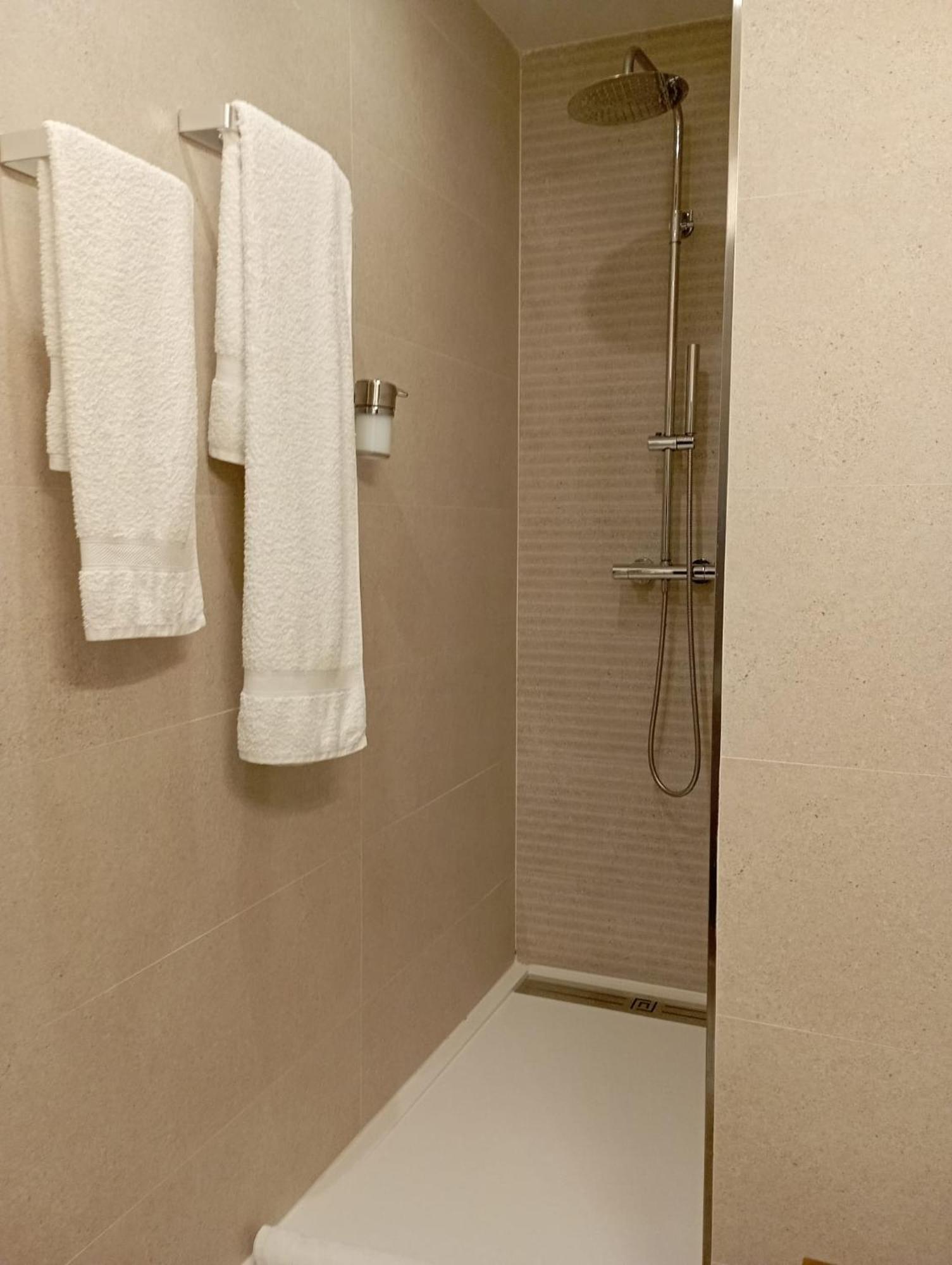 Apartamentos Vior Y Valdes Cudillero Dış mekan fotoğraf